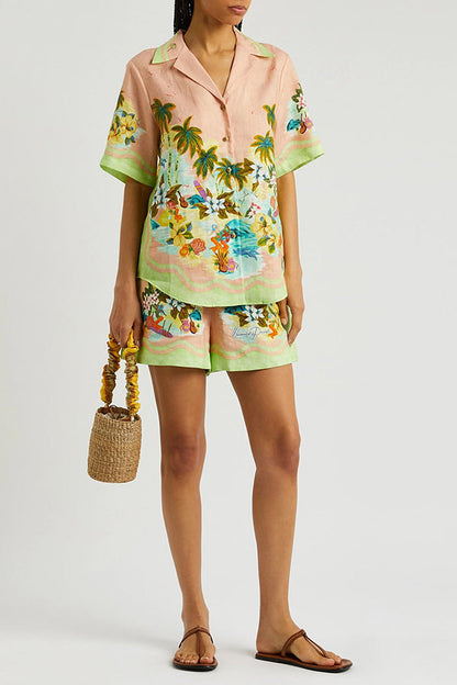 Beautifully Crafted Blouse in a Classic Style