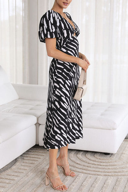 Gracefully Styled Dress for Any Occasion