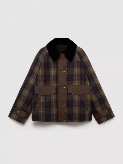 Elegantly Styled Jacket for Everyday Wear