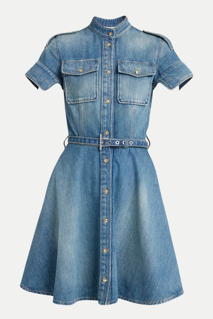 Well Tailored Dress with a Graceful Silhouette