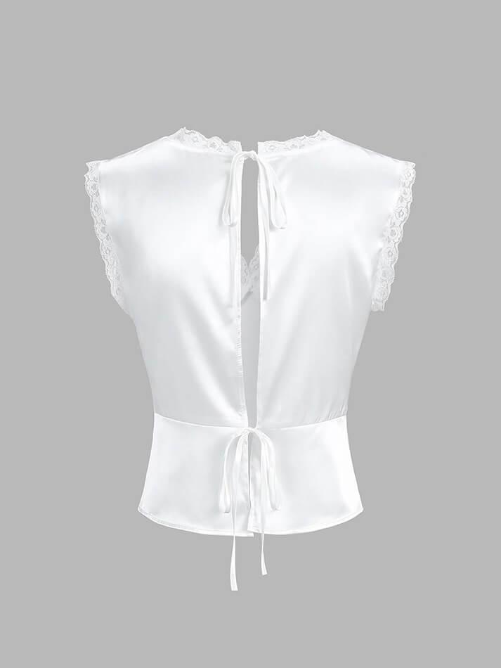 Effortlessly Elegant Garment with a Timeless Design