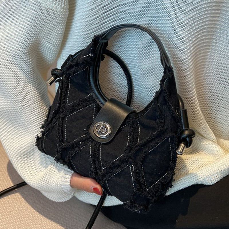 Beautifully Finished Bag in a Timeless Design