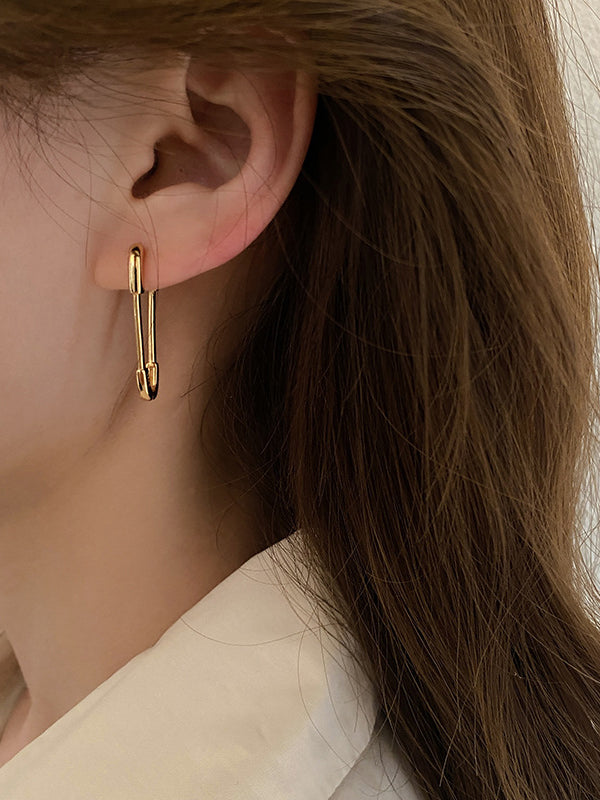 Sophisticated Garment with a Clean Classic Look