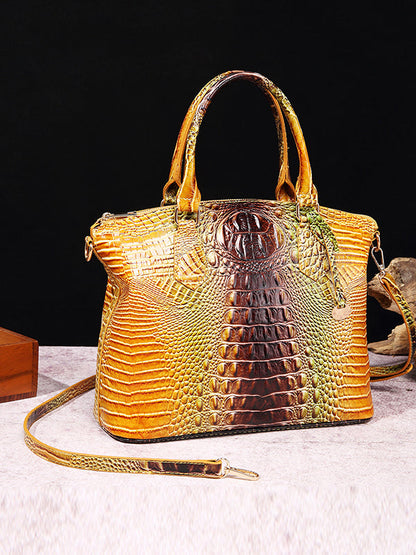 Gracefully Styled Bag for Any Occasion