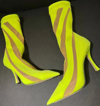 Polished Heels with an Effortless Classic Look