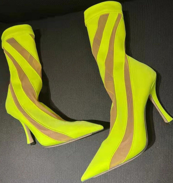 Polished Heels with an Effortless Classic Look