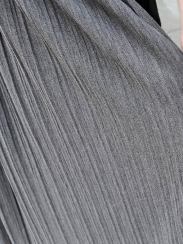 Sophisticated Garment with a Clean Classic Look