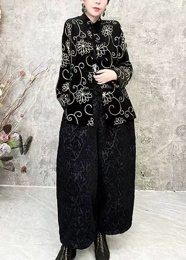 Elegantly Styled Coat for Everyday Wear