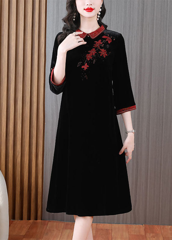 Sophisticated Dress with a Clean Classic Look
