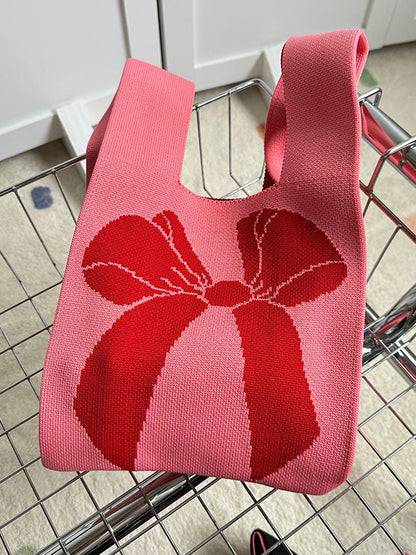 Elegantly Styled Bag for Everyday Wear