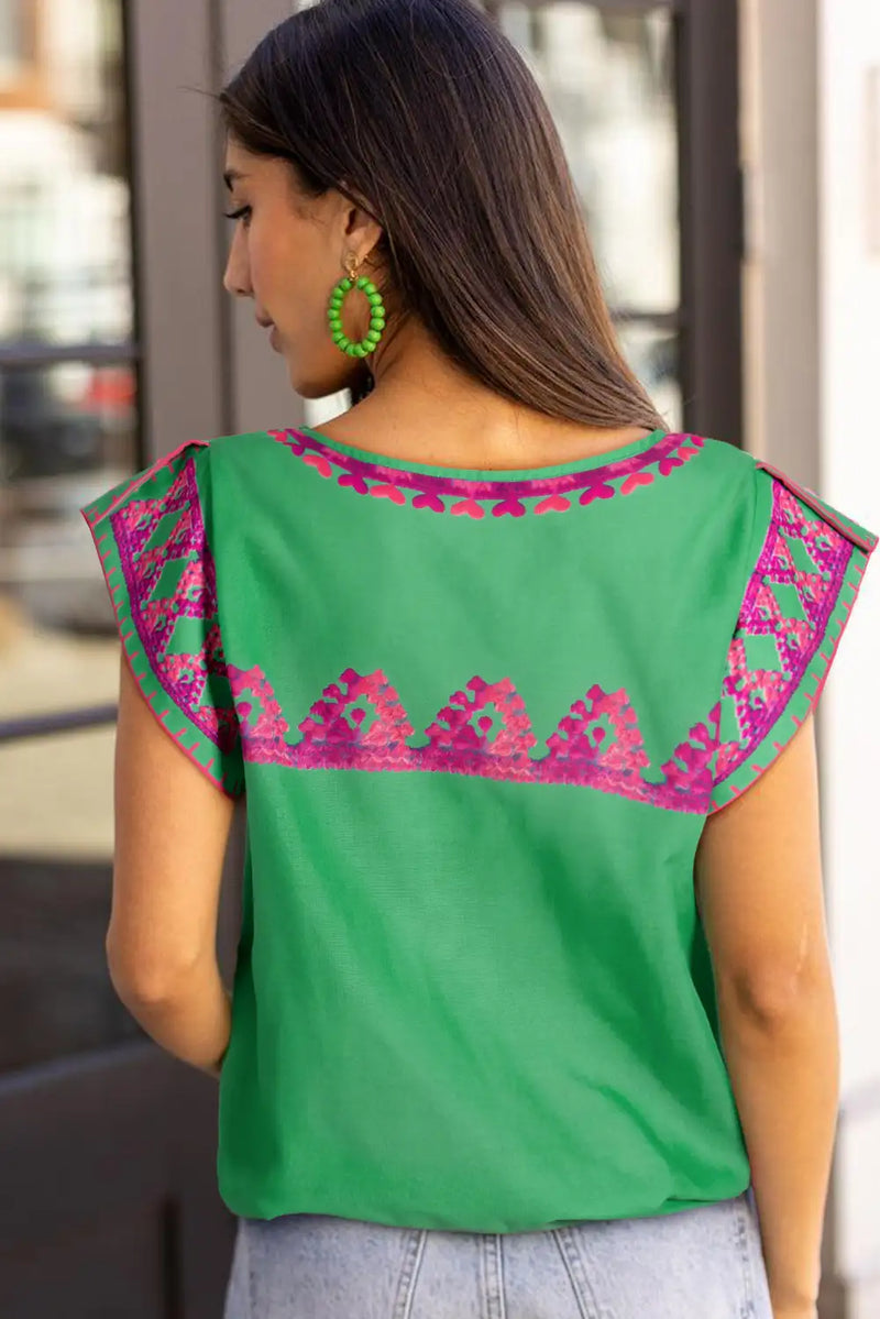 Well Tailored Shirt with a Graceful Silhouette