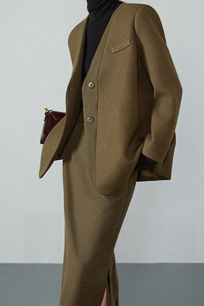 Gracefully Styled Garment for Any Occasion