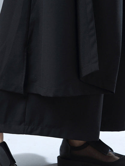 Well Tailored Pants with a Graceful Silhouette