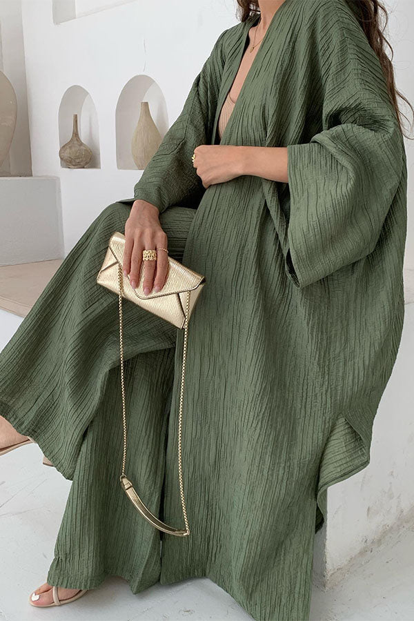 Effortlessly Elegant Cardigan with a Timeless Design