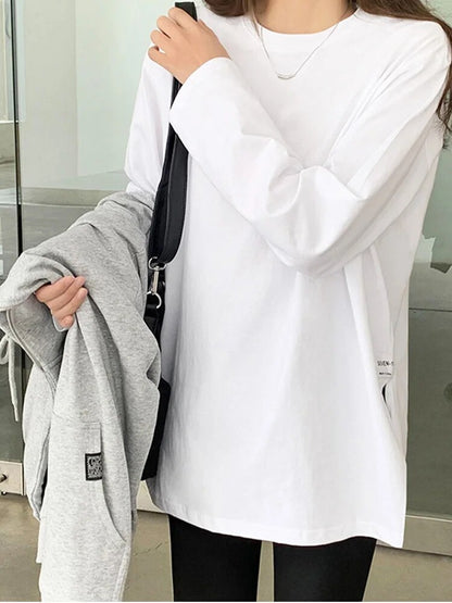 Well Tailored T-Shirt with a Graceful Silhouette