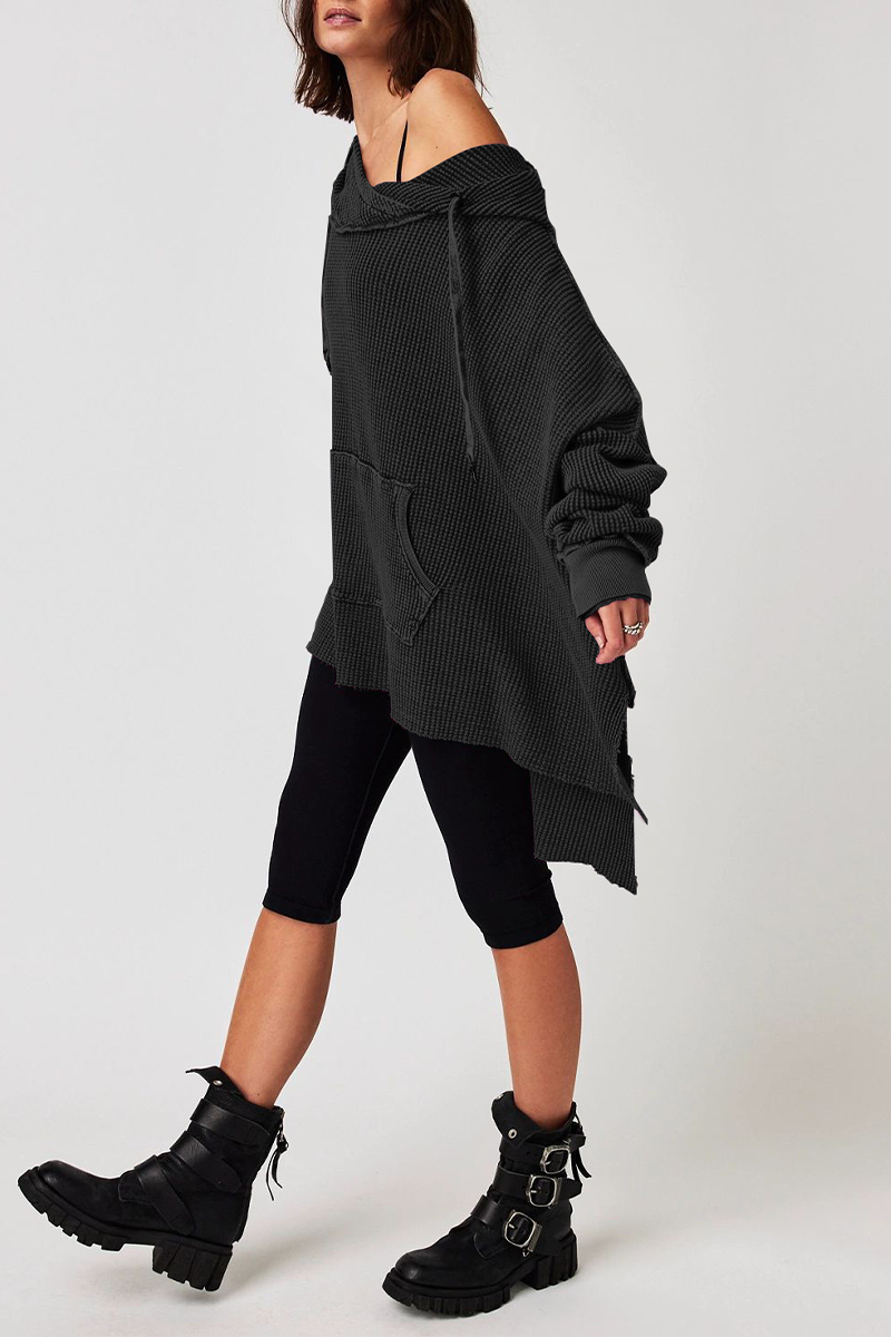 Well Tailored Top with a Graceful Silhouette
