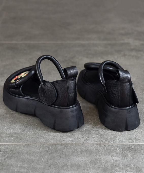 Beautifully Finished Sandals in a Timeless Design