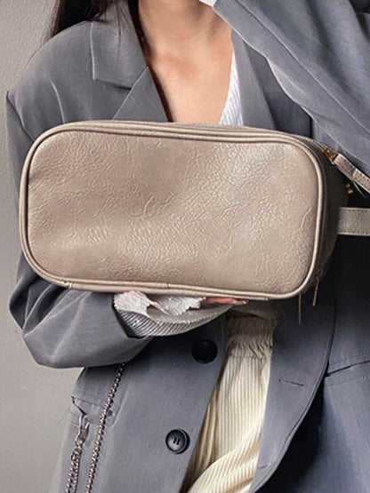 Beautifully Finished Bag in a Timeless Design