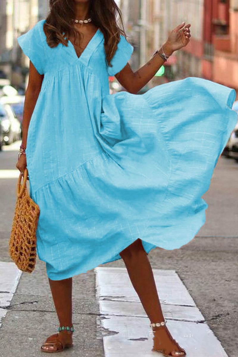 Gracefully Styled Dress for Any Occasion