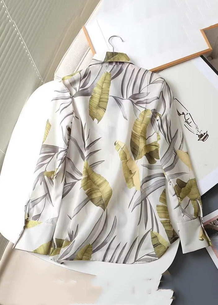 Well Tailored Shirt with a Graceful Silhouette
