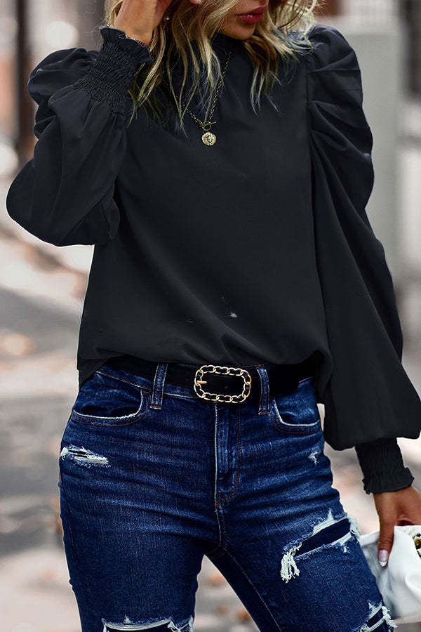 Classic Vintage Shirt with a Flattering Fit