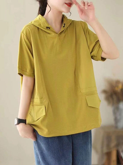 Effortlessly Elegant T-Shirt with a Timeless Design