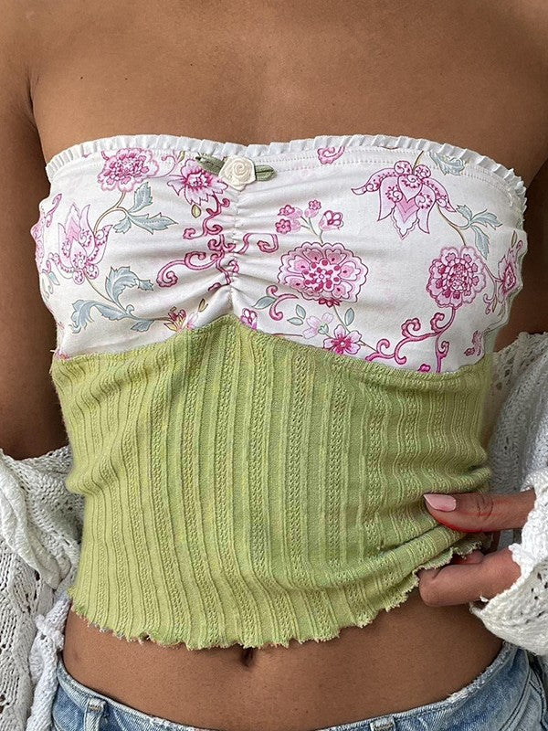 Effortlessly Elegant Top with a Timeless Design