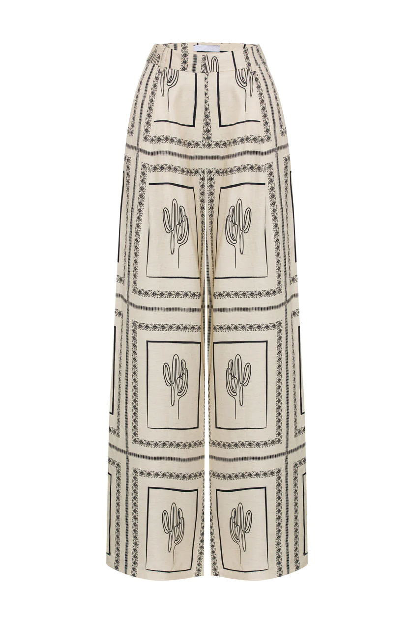 A Vintage Style Trousers with Delicate Timeless Details
