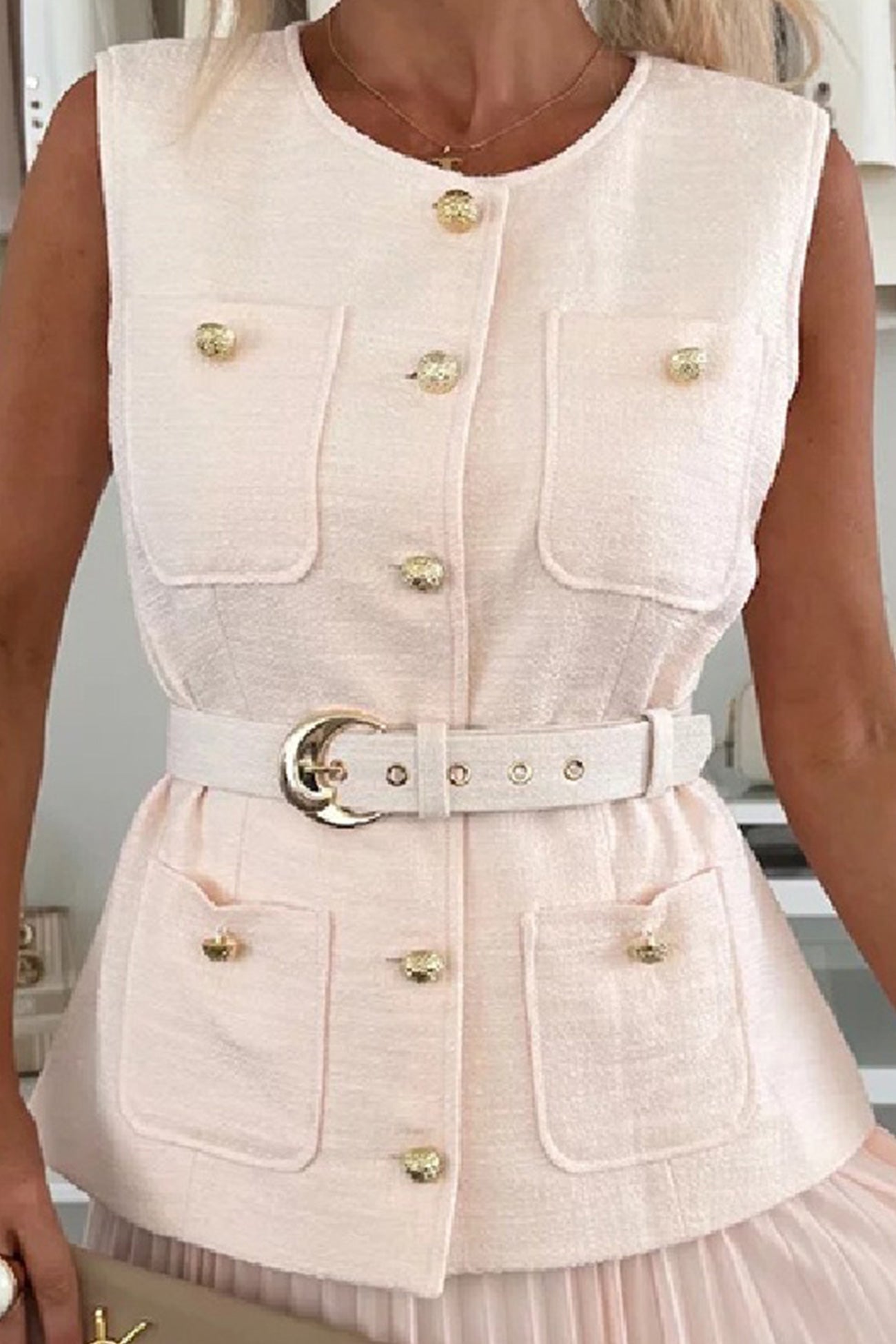 Classic Vintage Top with a Flattering Fit