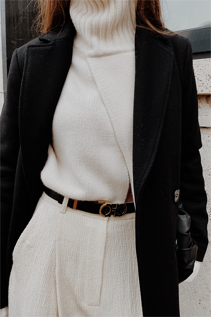 Classic Vintage & Enduringly Stylish Coat