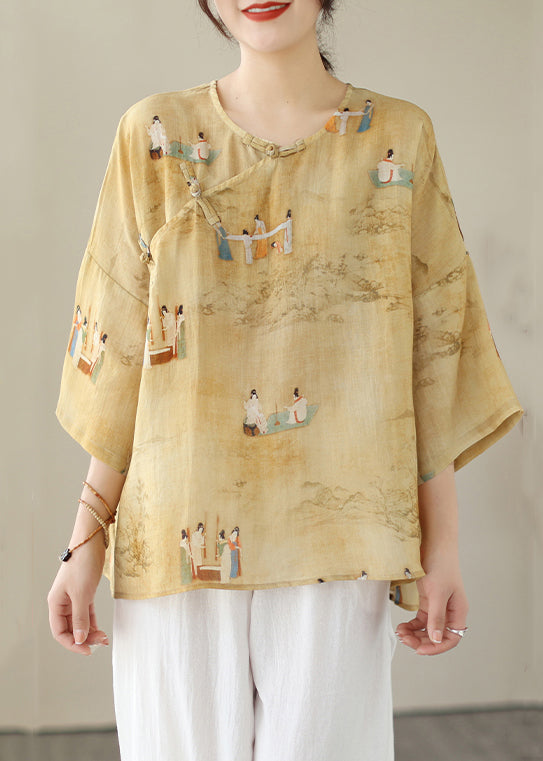 Classic Vintage Shirt with a Flattering Fit