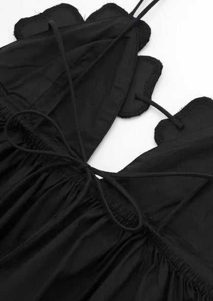 Beautifully Finished Top in a Timeless Design