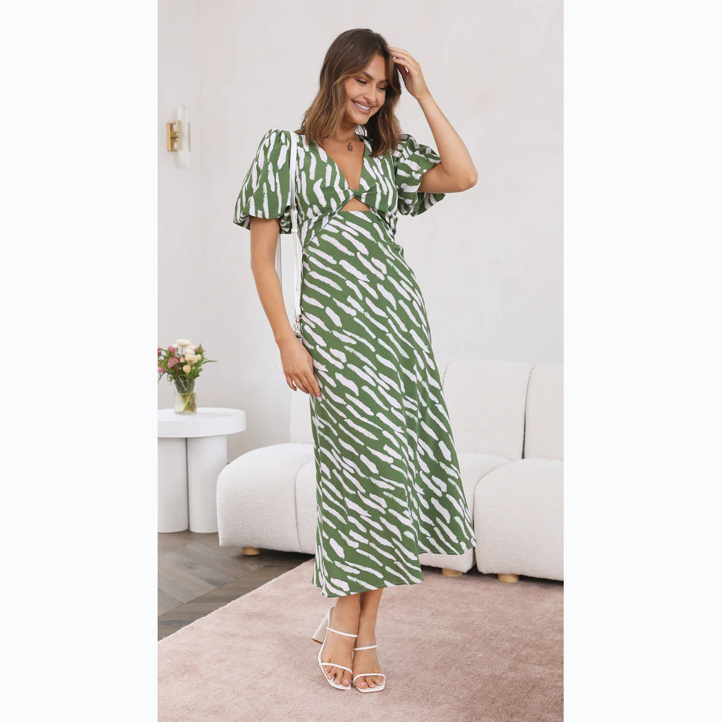 Classic Vintage & Enduringly Stylish Dress