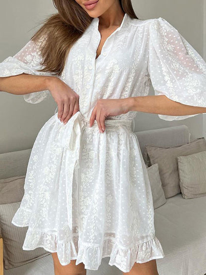 Effortlessly Elegant Dress with a Timeless Design