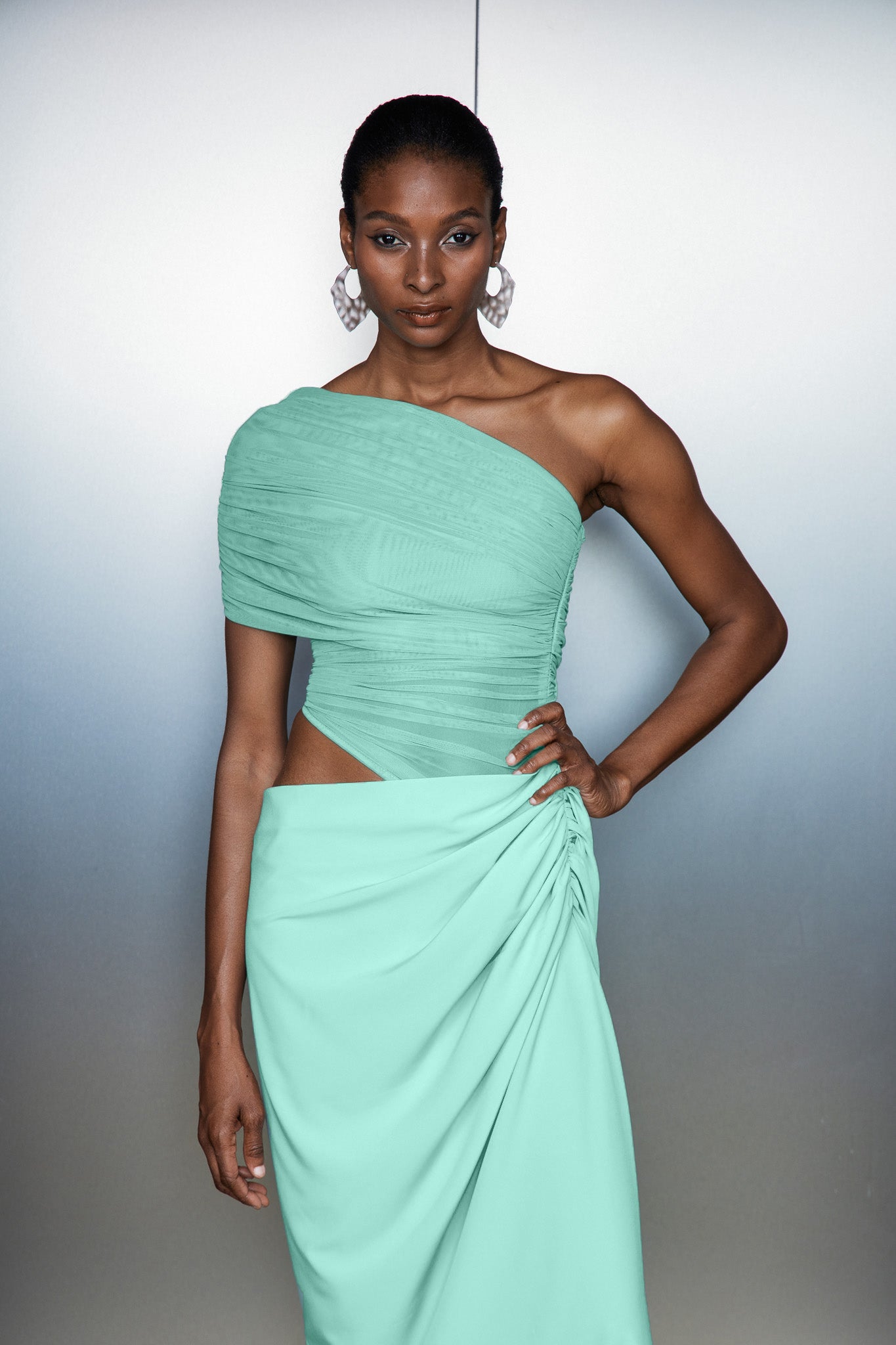 Gracefully Styled Dress for Any Occasion