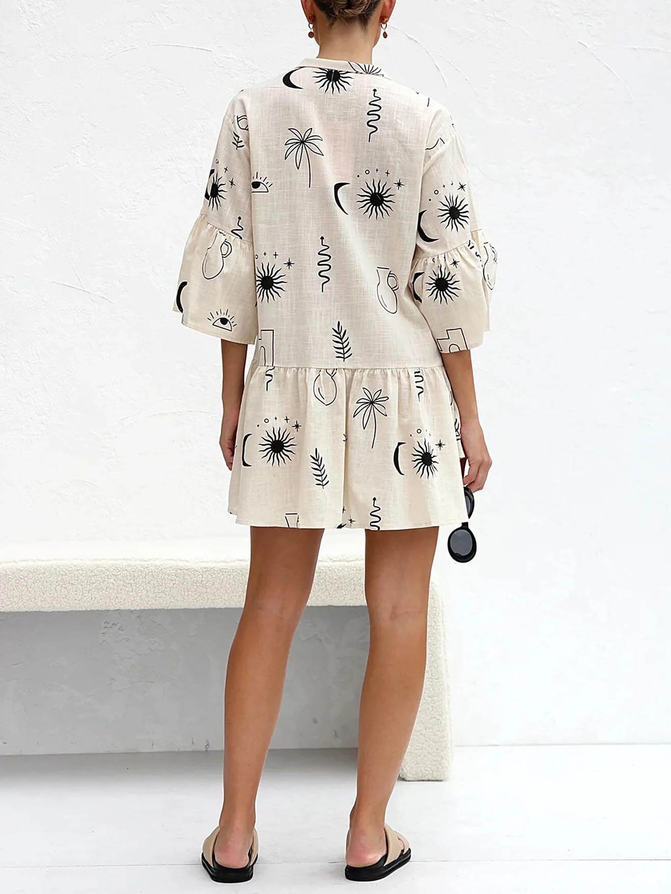 Effortlessly Elegant Dress with a Timeless Design