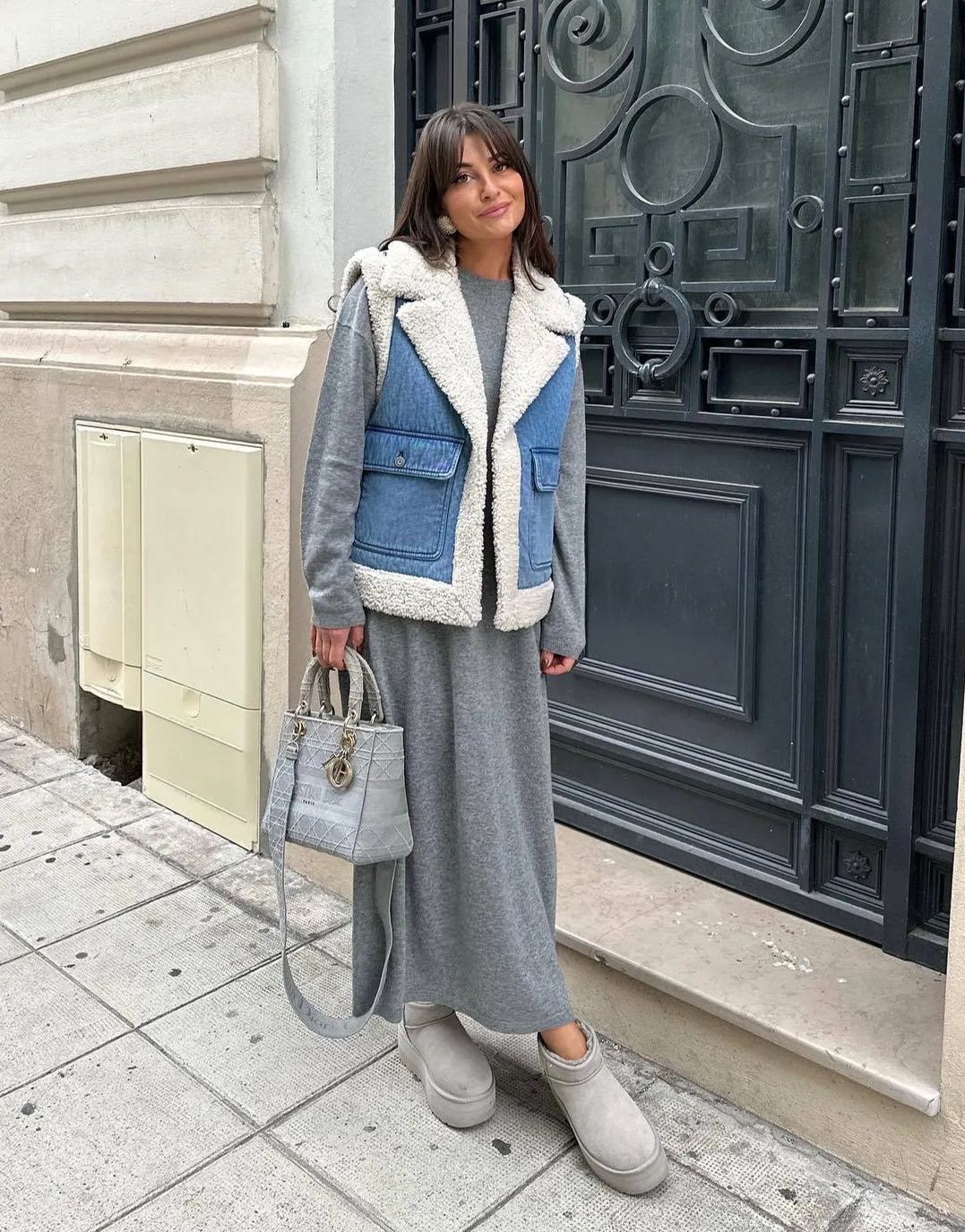 Effortlessly Elegant Coat with a Timeless Design