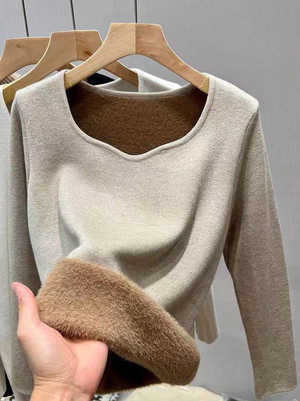 A Vintage Style T-Shirt with Delicate Timeless Details