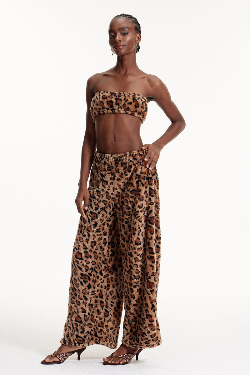 Beautifully Crafted Pants in a Classic Style