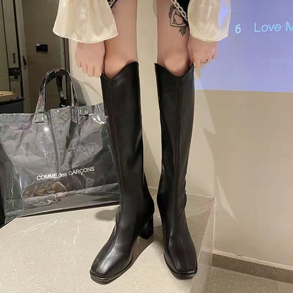Classic Vintage Boots with a Flattering Fit