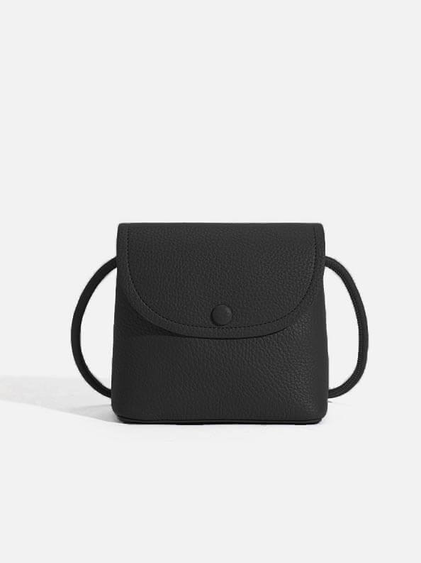 Beautifully Crafted Bag in a Classic Style