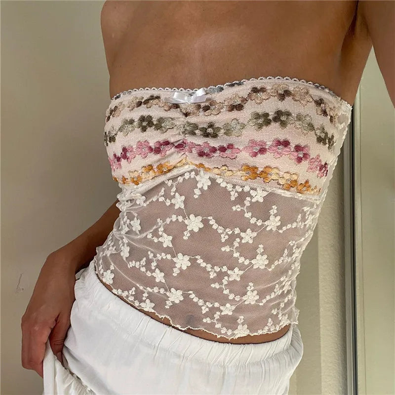 Well Tailored Top with a Graceful Silhouette