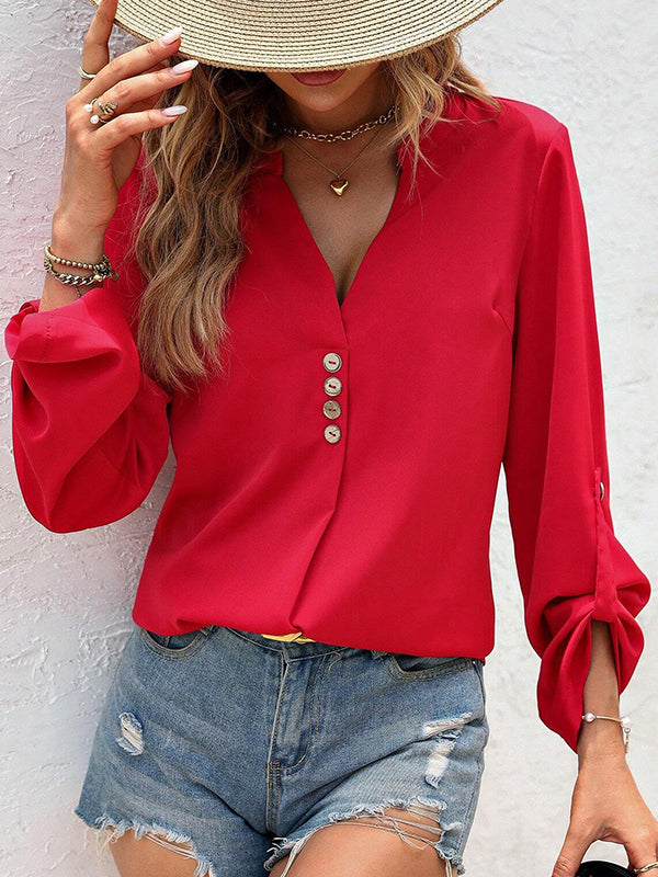 Sophisticated Blouse with a Clean Classic Look