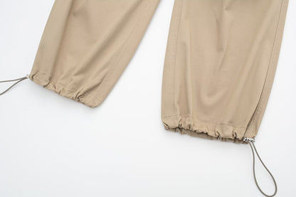 Classic Vintage Trousers with a Flattering Fit