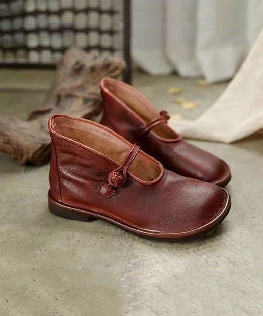 Classic Vintage Shoes with a Flattering Fit