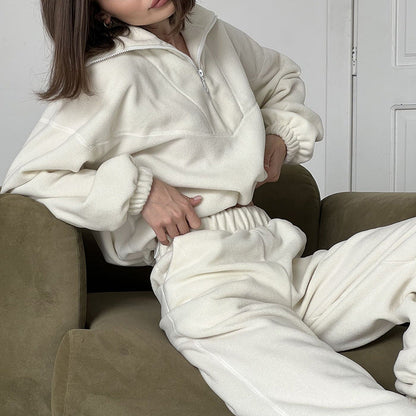 Gracefully Styled Pullover for Any Occasion