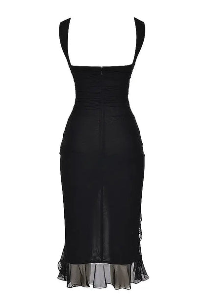Sophisticated Garment with a Clean Classic Look