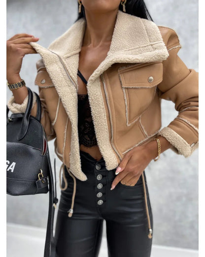 Elegantly Styled Jacket for Everyday Wear