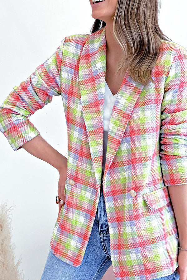 Effortlessly Elegant Jacket with a Timeless Design