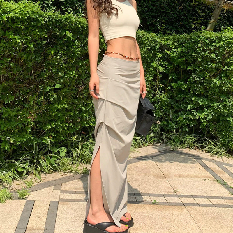 Sophisticated Garment with a Clean Classic Look